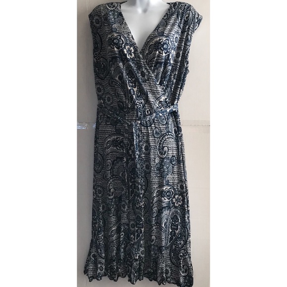 Glamour Navy and white sleeveless dress size 16W - Picture 5 of 6